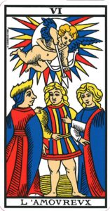 amoureux-carte-tarot-marseille-bleu-rouge-jaune-cupidon